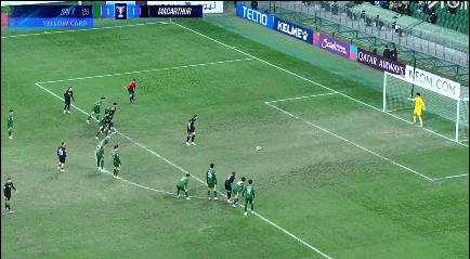 【即时】国安1比2落后 柏杨送点